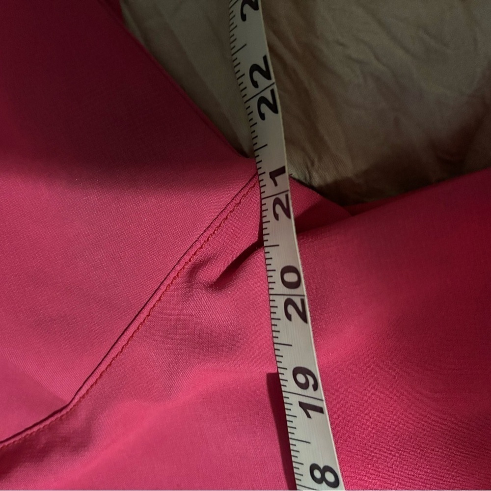 🛍Bundle sale🛍Carhartt Pink scrub top Short Sleeve large - Picture 12 of 12